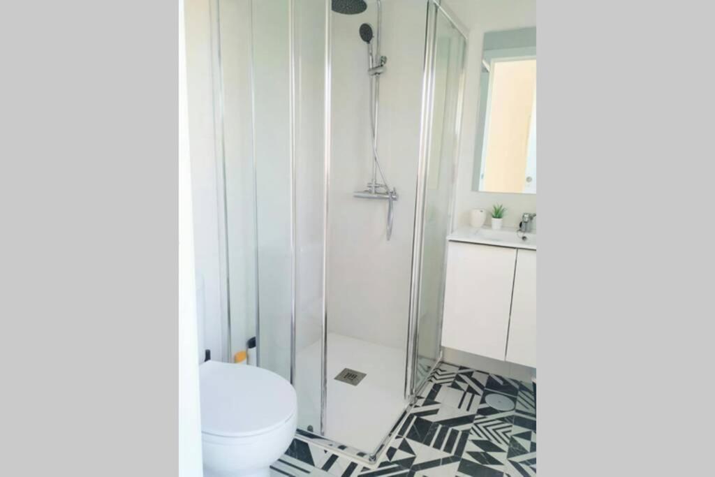 Apartamento privado con jardin, piscina elevada y bbq Chiclana de la Frontera Exterior foto